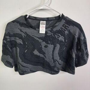 Gymshark Short Sleeve Camo Power Crop Top, Size Medium